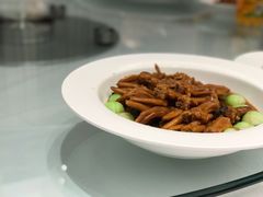 -千灯盛汇·头牌粤菜(致越优城店)