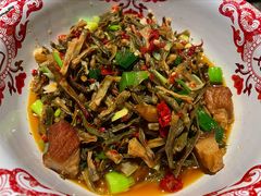 干豆角焖红烧肉-老湖南民间菜·牛肉十八炒(花都店)
