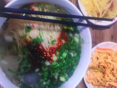 -陇上全荟兰州传统牛肉面(延吉路店)