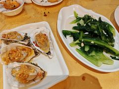 -鹏城人家海鲜酒家·23年老字号(较场尾店)
