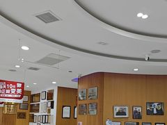 -雅悦齿科(顾村公园店)