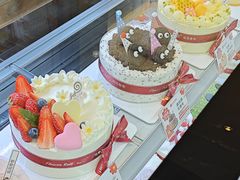 -花花卷卷·鲜食蛋糕(静安久光百货店)