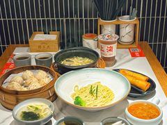 -馋三尺蟹粉小笼(人民广场店)