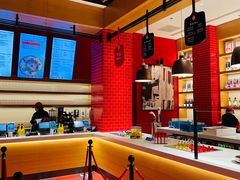 -城市大道红炉披萨烘焙坊