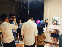 求婚-Eddie's披萨主题餐厅