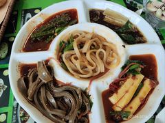 -令氏家外家周秦食府(高新店)
