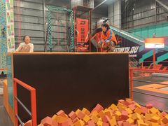 -极限PLAY运动娱乐新世界·团建派对潮玩休闲馆·室内蹦极高空游乐园