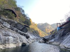 -燕子河大峡谷天坑仙境