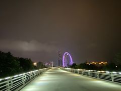 -南京眼步行桥