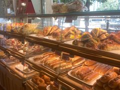 面包甜点陈列柜-新侨三宝乐面包店(崇文门店)