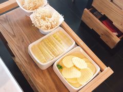 -左庭右院鲜牛肉火锅(浦江欢乐颂店)