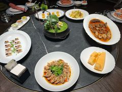 -虹潮荟·餐桌上的美食地理(太阳宫店)