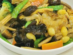 罗汉斋-文记壹心鸡(宝华路店)
