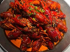 -巴厘龙虾·榜首油焖大虾(音乐学院·沿江酒馆店)