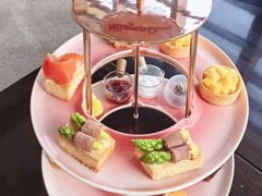 -亚龙湾喜来登·美景台大堂吧