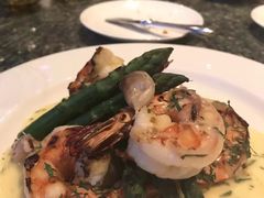 -迪拜帆船酒店海底餐厅