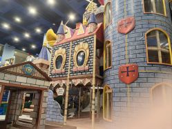 -meland亲子乐园•派对•研学(苏州悠方购物中心店)