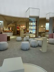 -SALON DE VANHADA