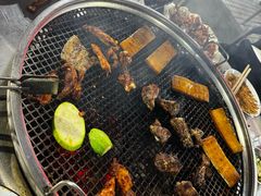 -小辣椒火盆烧烤(温泉南街店)