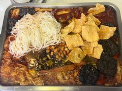 -在巷子里的烤肉店·螺蛳粉烤鱼·牛蛙(和美城店)