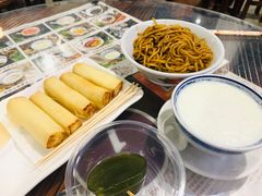 炸牛奶-周大娘牛乳(旧寨古村总店)