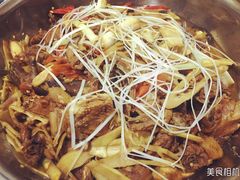 招牌闷烧鸡-弓虽昌焖烧鸡(大竹林店)