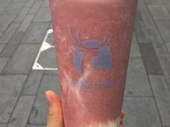 芭乐芝士红宝石茶-瑞幸咖啡(第一城店)