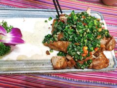 -香巴拉云南餐厅(华莱坞店)