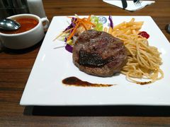 精致牛排套餐-上海外国语大学（松江校区）食堂