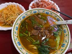 -金杨拉面王小吃面馆·牛三宝面·红烧牛肉粉