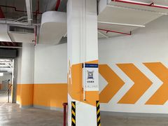 -红星美凯龙国际家居博览中心至尊mall停车场