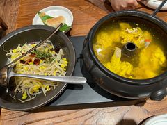 鸡丝凉米线-云海肴·汽锅鸡·云南菜(美罗城店)