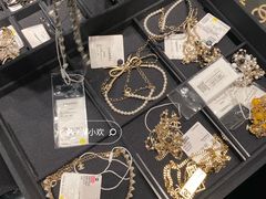 -CHANEL(恒隆广场店)