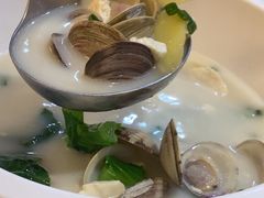 -鹏城人家海鲜酒家·23年老字号(较场尾店)