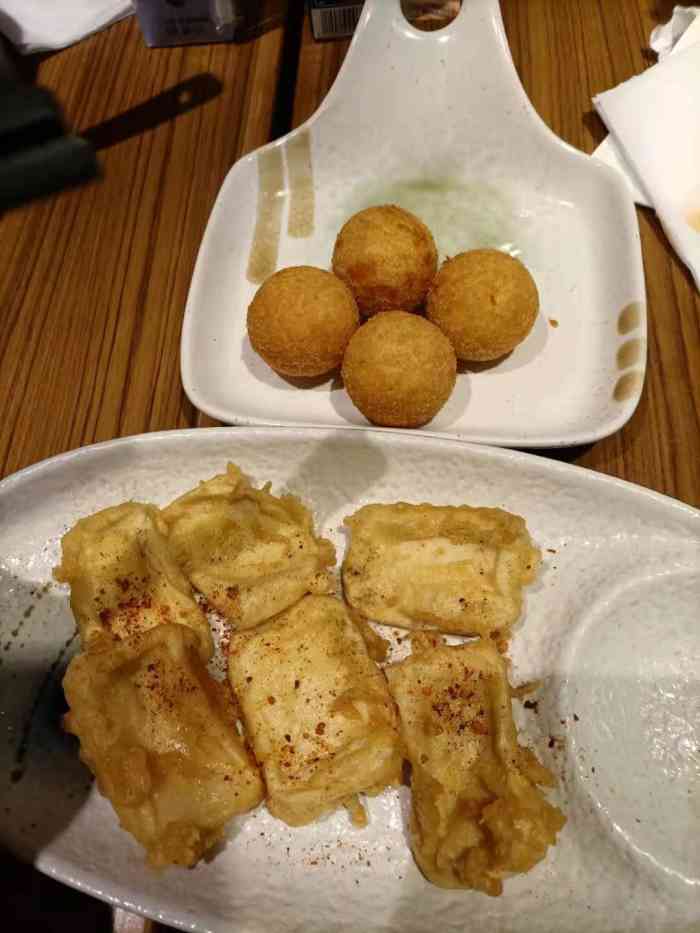 阿香米线(香港中路佳世客店"我发现每次来佳世客都是我自己来,而巧