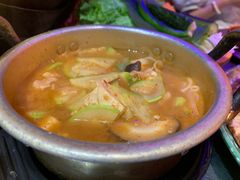 釜山辣豆腐汤-釜山火炉·海鲜烤肉(紫藤路店)