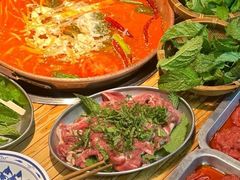 -洱火云南酸菜牛肉火锅(石景山当代商城店)