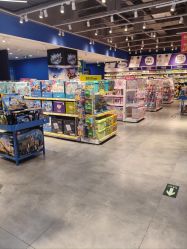 -玩具反斗城(北京芳圆里店)