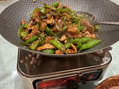 -辛香味烧鱼馆·非遗技艺·排骨红烧肉(光谷医药园店)