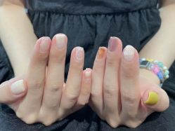-雪奈传统美甲美睫