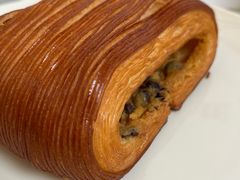 -VERIE BAKEHOUSE