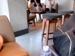 大堂-星巴克臻选(海伦中心店)