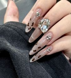 -斯馨·健康美甲美睫