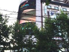 -梅龙镇广场