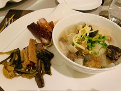 -海口绿发希尔顿酒店-田园汇自助餐·三文鱼·海鲜