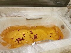 -上海滴水湖皇冠假日酒店