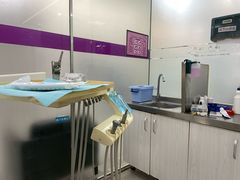 -海南口腔医院(国贸门诊部)