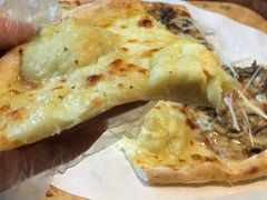 -I HOLIC艾豪丽披萨(KKone店)