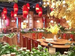 -老滇山寨•云南特色菜•地方菜•民族风情歌舞表演(金碧店)
