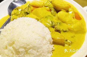 Handmade Curry Beef Noodle Rice